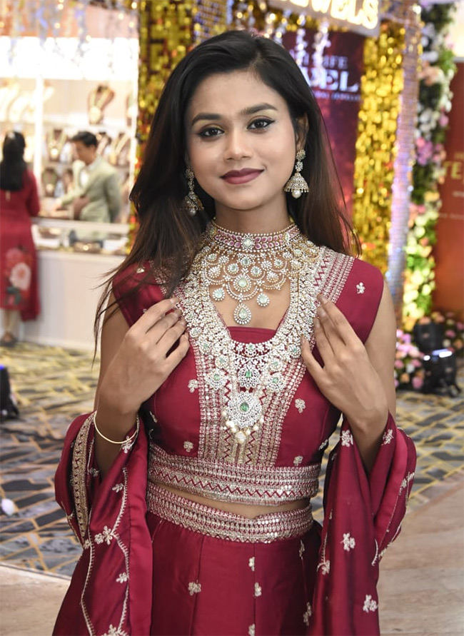 Actress Payal Rajput HiLife Jewels Exhibition Photos12