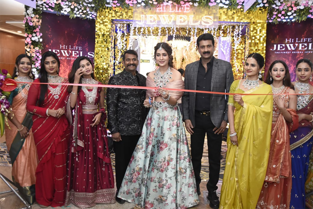 Actress Payal Rajput HiLife Jewels Exhibition Photos5