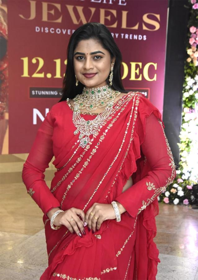 Actress Payal Rajput HiLife Jewels Exhibition Photos9