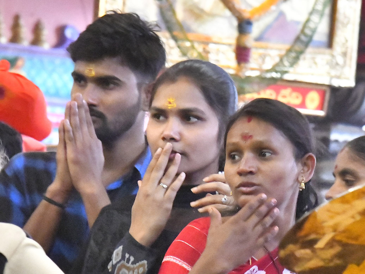 Heavy Rush of Bhavani Deeksha Viraman on Indrakeeladri14