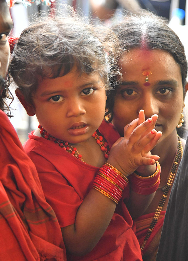 Heavy Rush of Bhavani Deeksha Viraman on Indrakeeladri16