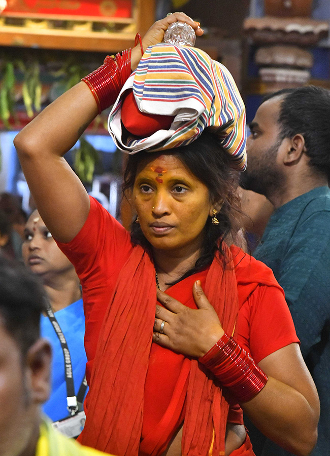 Heavy Rush of Bhavani Deeksha Viraman on Indrakeeladri23