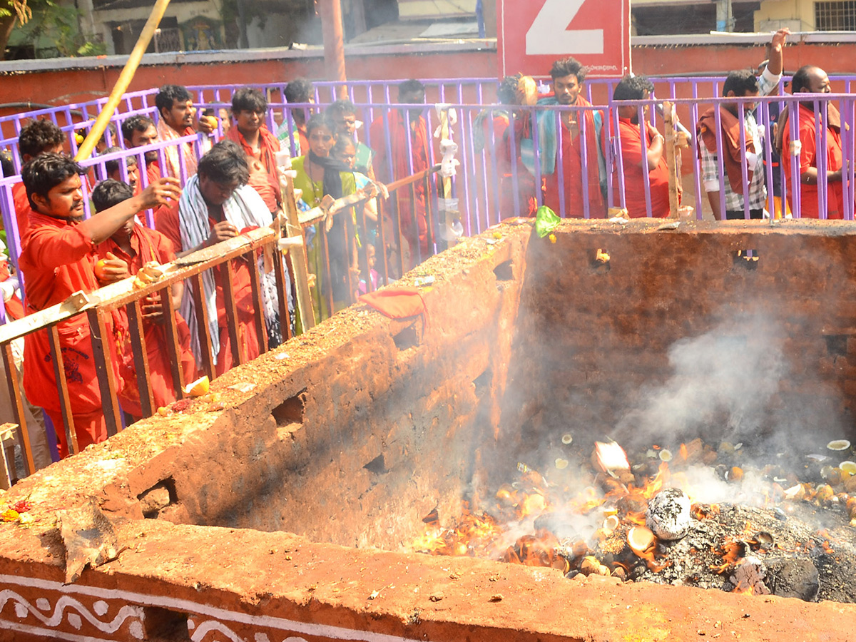 Heavy Rush of Bhavani Deeksha Viraman on Indrakeeladri5