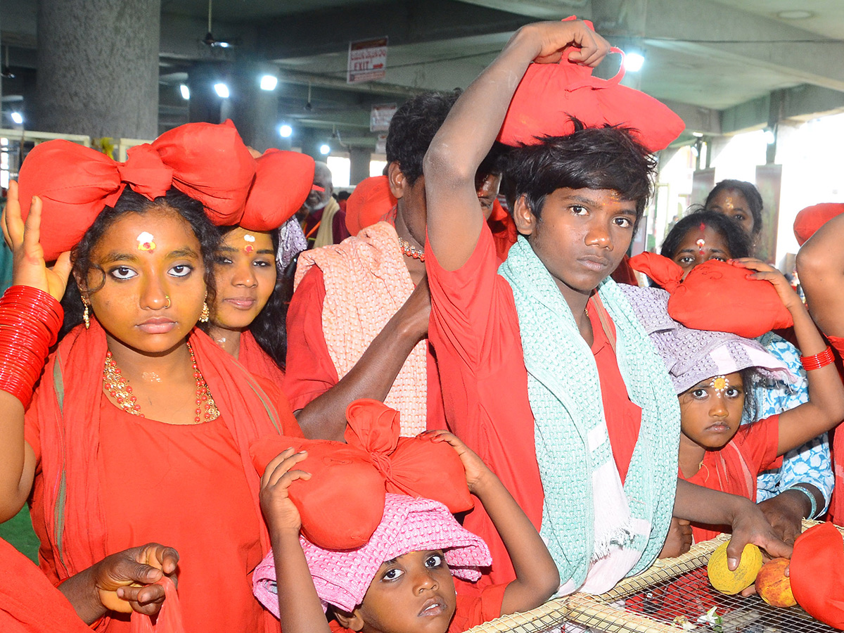 Heavy Rush of Bhavani Deeksha Viraman on Indrakeeladri6