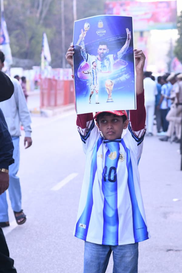 Lionel Messi Connects with Hyderabad Stadium Fans Photos10