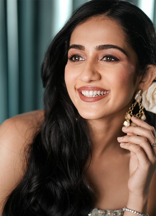 Mowgli 2025 Movie Actress Sakshi Mhadolkar HD Photos7