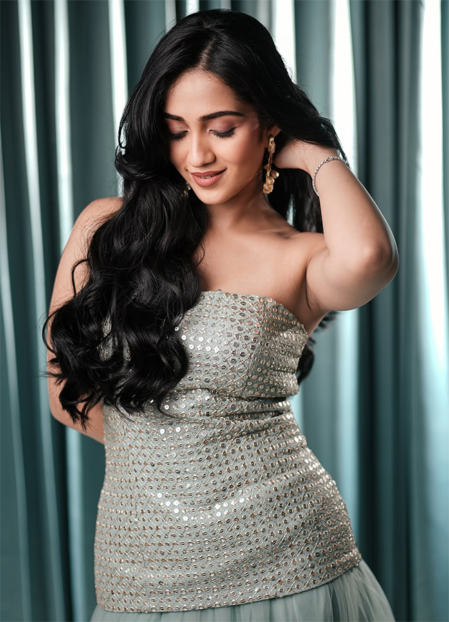 Mowgli 2025 Movie Actress Sakshi Mhadolkar HD Photos8