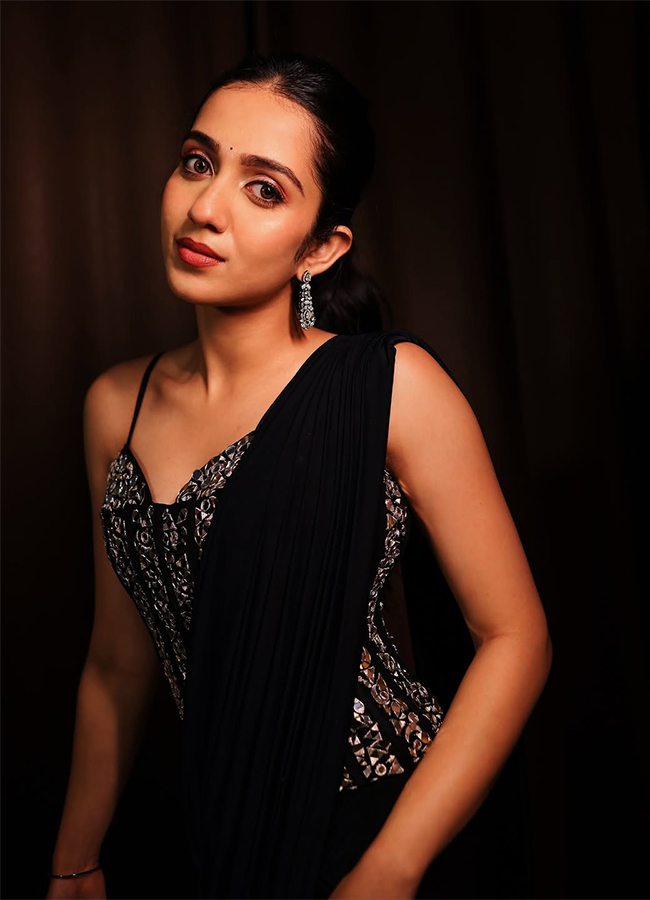 Mowgli 2025 Movie Actress Sakshi Mhadolkar HD Photos9