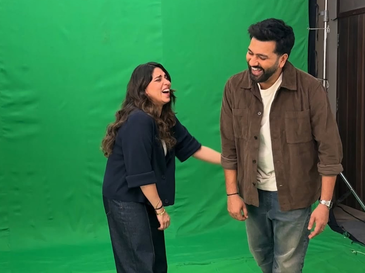 Rohit Sharma pens heartfelt wedding Anniversary Note for wife Ritika Sajdeh Photos3