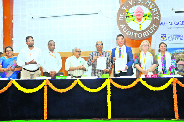 నాటి అడుగులు.. నేడు బాటలు1