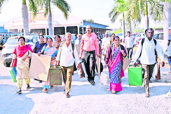 140 గ్రామ పంచాయతీల్లో నేడు పోలింగ్‌ 1