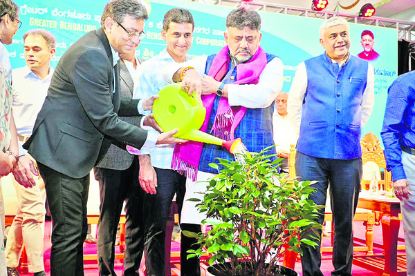 బెంగళూరుకు 2 పెరిఫెరల్‌ రింగ్‌ రోడ్లు 1