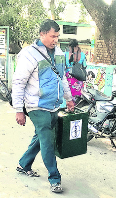 నిఘా నీడన గ్రామాలు
2