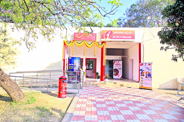 ఆధునిక టెక్నాలజీతో నేటితరానికి సేవలందించేందుకు మరో అడుగ1