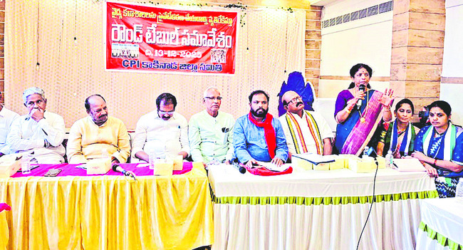 బాబు సర్కారుది దుర్మార్గం1