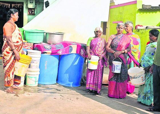 తేరహళ్లి కొండపై నీటి ఎద్దడి1