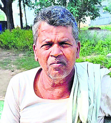 ఇద్దరబ్బాయిలూ ఉద్యోగాలు చేస్తున్నారు 
1