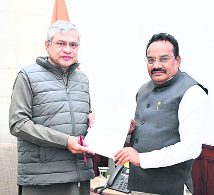 పట్టాలెక్కనున్న ఆశల రైలు1