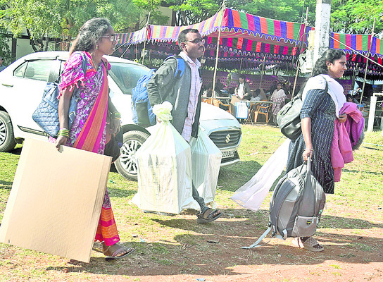 70 పల్లెలు1