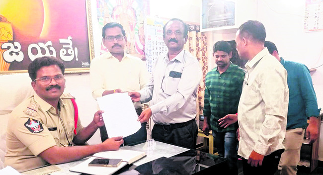 వైభవంగా గంధం వేడుకలు 1