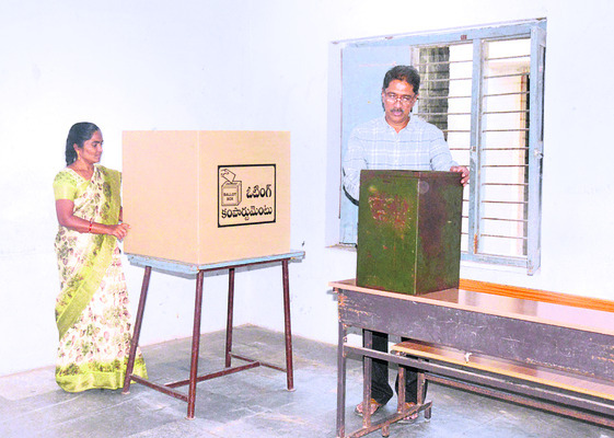 నేడు 158 గ్రామ పంచాయతీల్లో పోలింగ్‌ 4