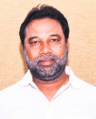 ఆరు గంటలు పనిచేస్తున్నా
1