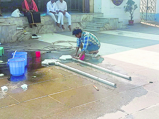 అంగరంగు వైభవం1