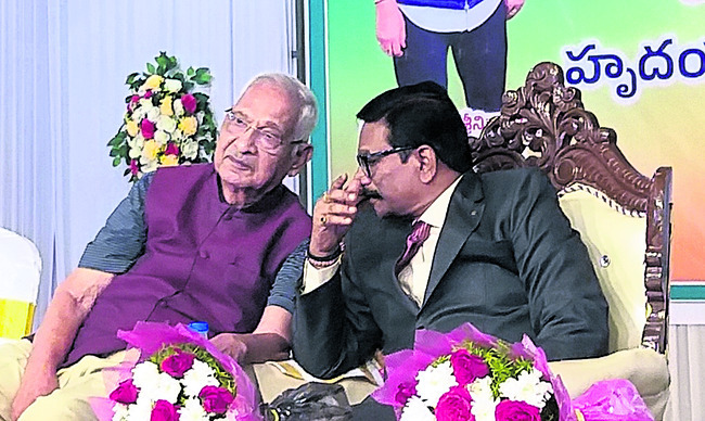 భావితరాలకు మార్గదర్శకులు కావాలి2