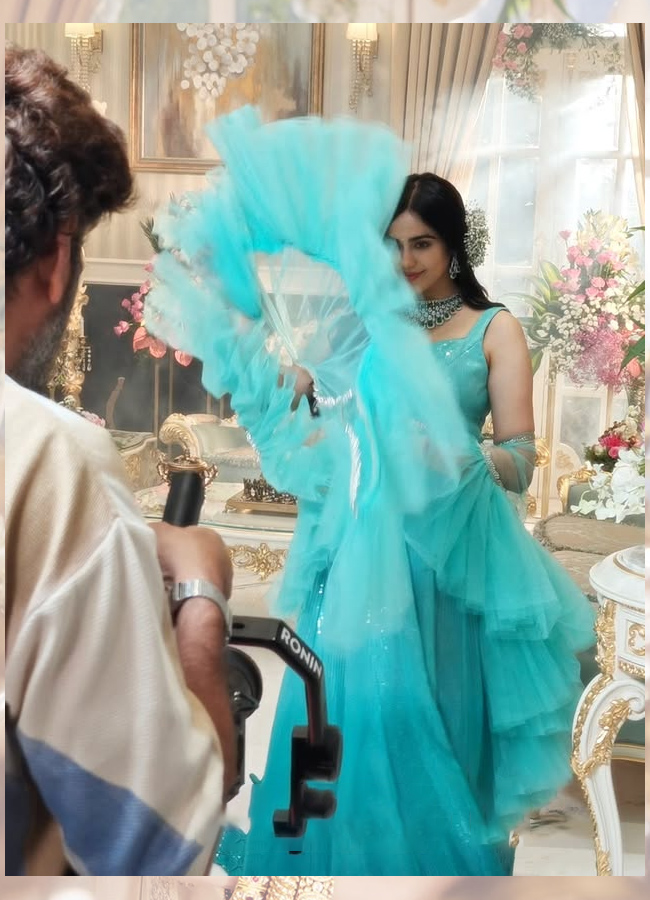 Actress Adah Sharma, dressed up like a bride... Photos.16