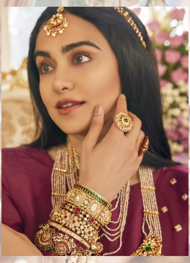 Actress Adah Sharma, dressed up like a bride... Photos.4
