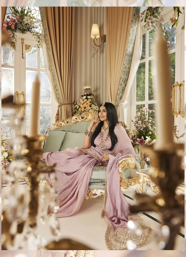 Actress Adah Sharma, dressed up like a bride... Photos.7