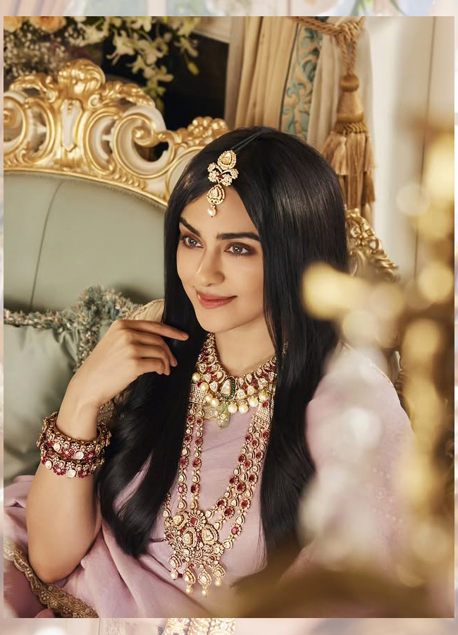 Actress Adah Sharma, dressed up like a bride... Photos.8