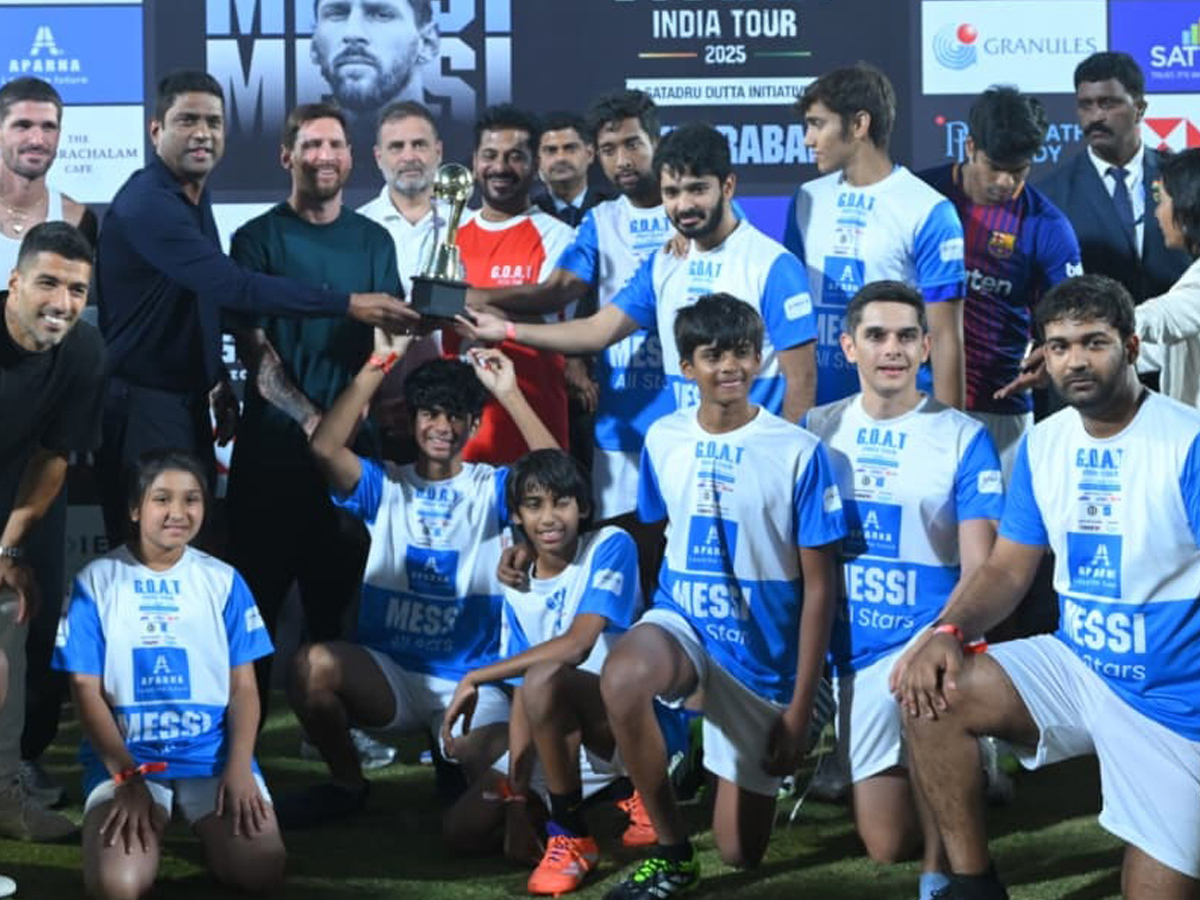 Uppal electrifying atmosphere Hyderabad chanted the Messi mantra (Photos)13