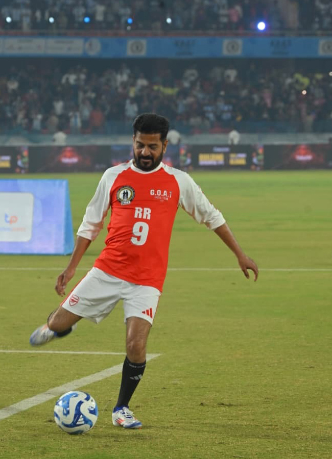 Uppal electrifying atmosphere Hyderabad chanted the Messi mantra (Photos)20