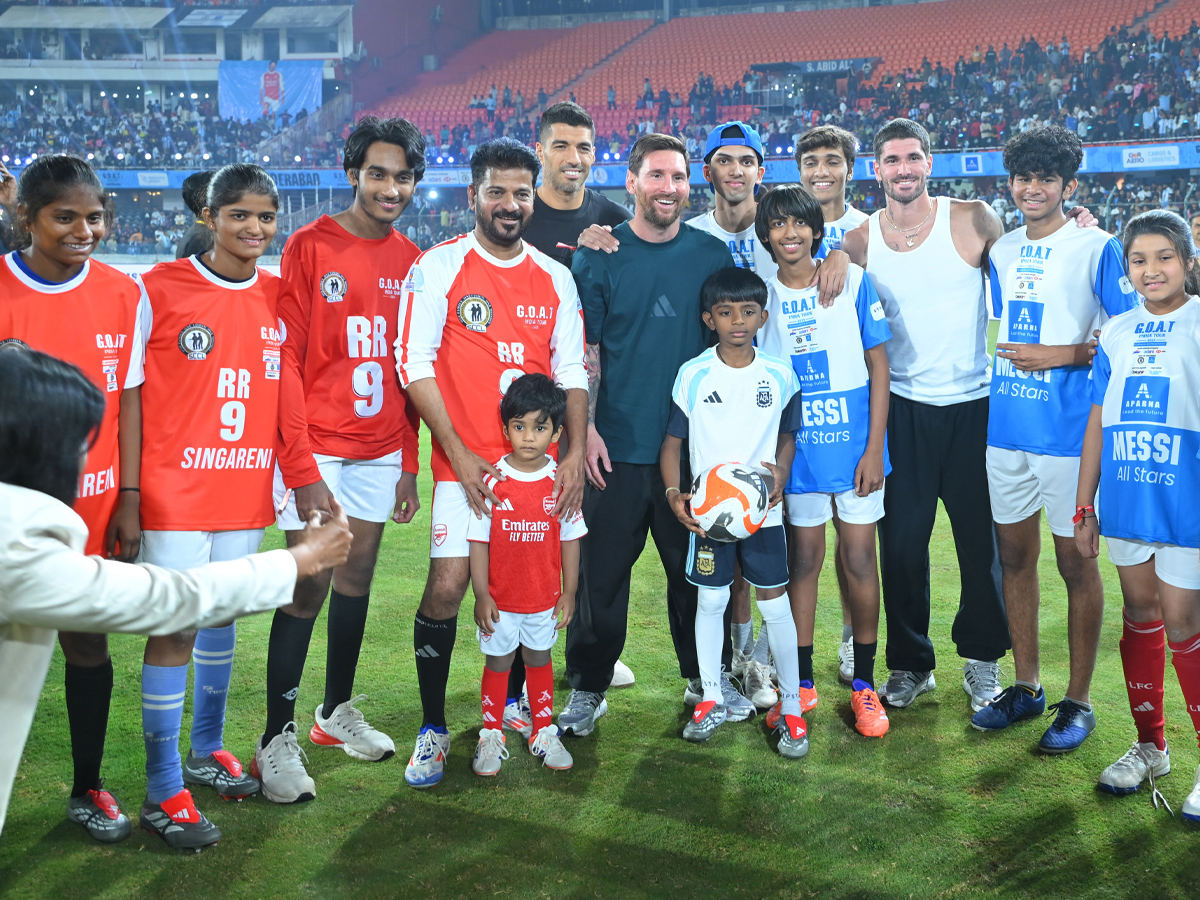 Uppal electrifying atmosphere Hyderabad chanted the Messi mantra (Photos)10