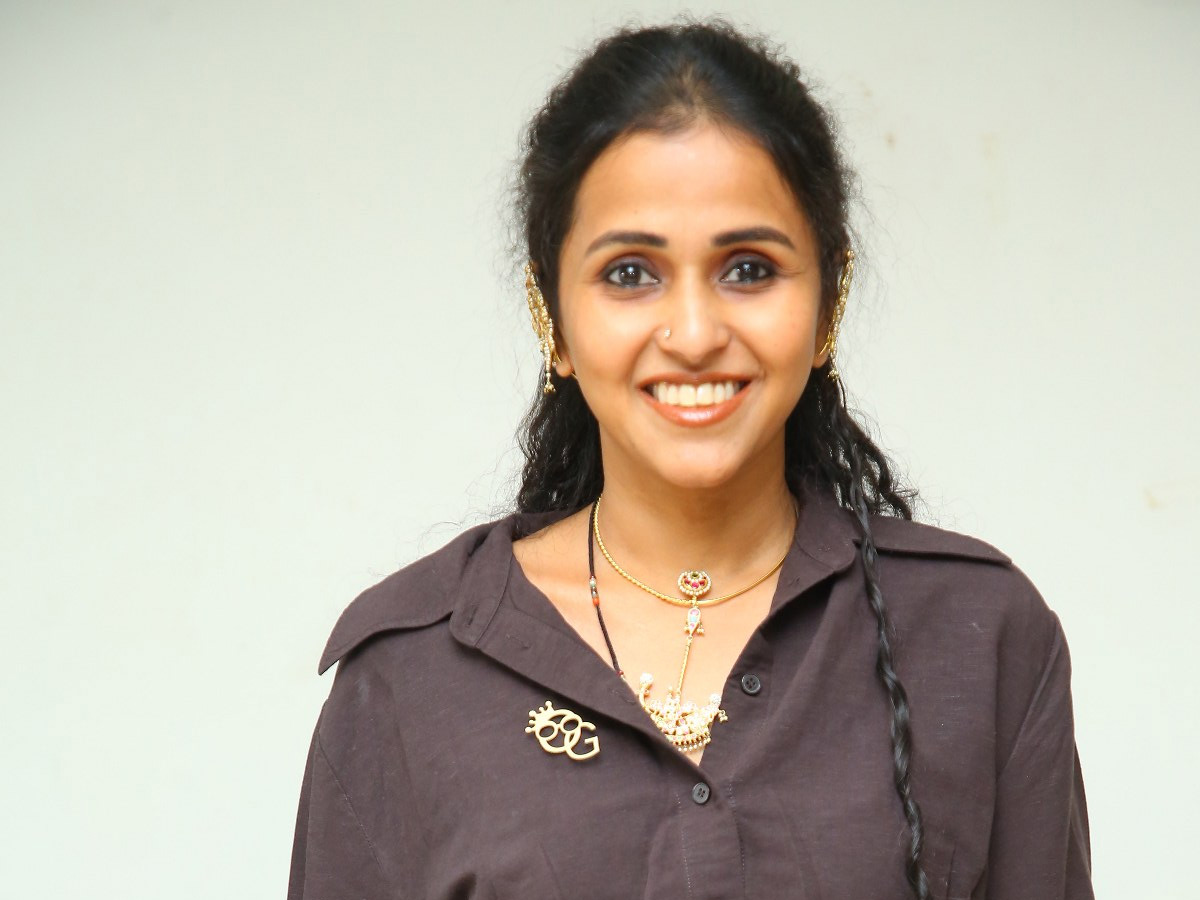 Singer Smitha OG Queen of Pop Song Launch Photos7