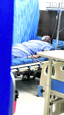 సర్పంచ్‌ అభ్యర్థికి అస్వస్థత 1