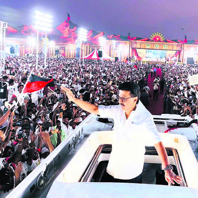 ఉదయనిధిపై పొగడ్తల వర్షం1