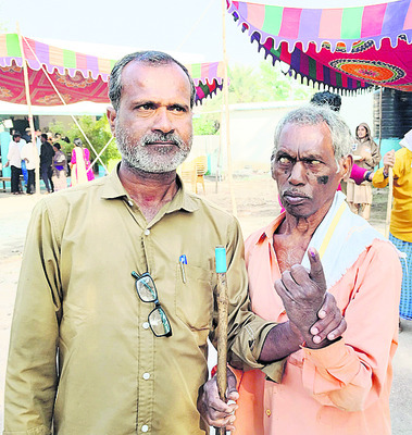 చెయ్యెత్తి.. జైకొట్టి.. 5