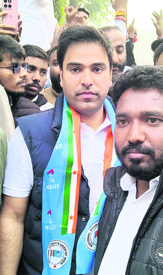 పోలింగ్‌ కేంద్రాల పర్యవేక్షణ 2