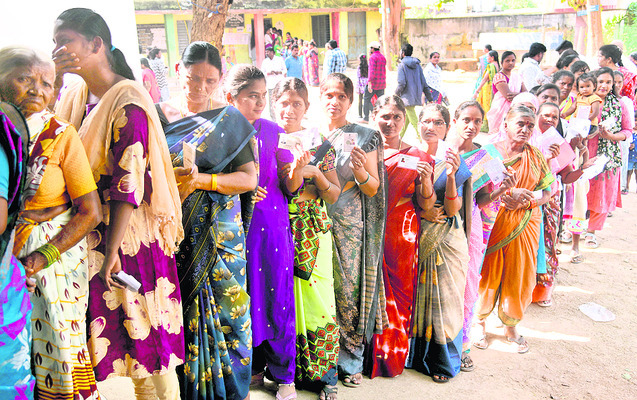 పల్లెవించిన ఓటరు చైతన్యం2