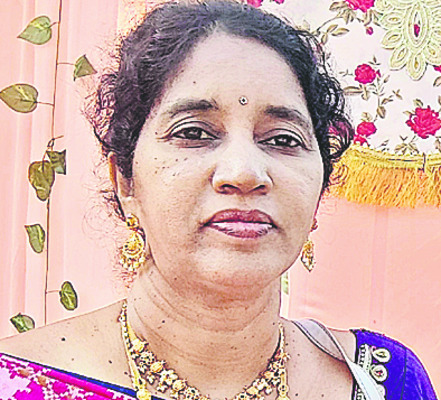 హిందీపై ప్రత్యేక శ్రద్ధ 
1