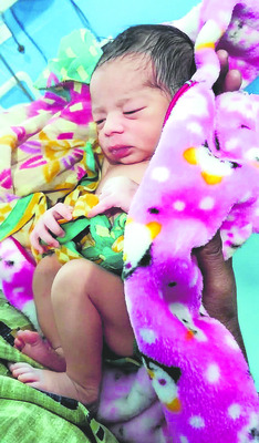 మాజీ ఎంపీ కృష్ణమూర్తికి అంతిమ వీడ్కోలు 1