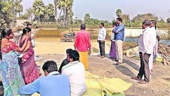 పోలింగ్‌ కేంద్రాల పర్యవేక్షణ 1