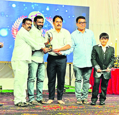 పొట్టి చిత్రం.. గట్టి సందేశం 1