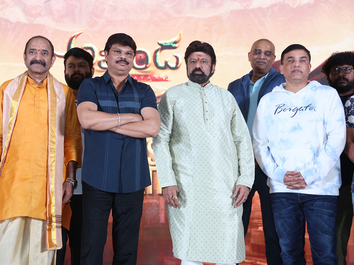 Akhanda 2 Thandavam Success Meet Photos14