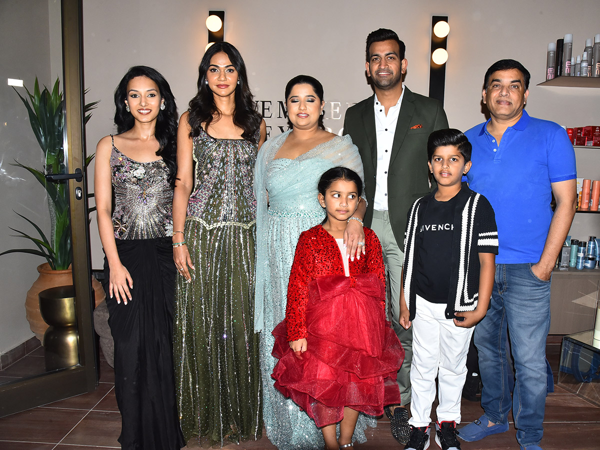 Allu Sneha Reddy Attends the Opening Ceremony of Hanshitha Reddy makeup studio6