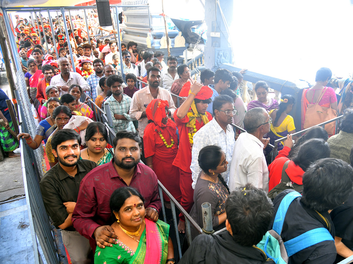 Bhavani Deeksha Viramana at Indrakeeladri Photos7