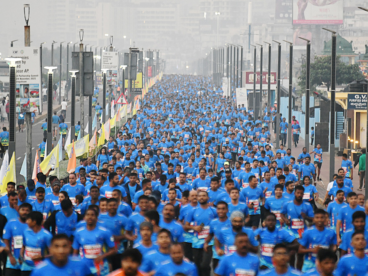Navy Mera Dhan 42K Run Rally At Visakhapatnam21