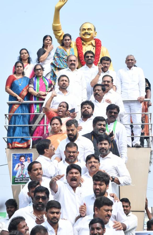 YSRCP Koti Santhakala Sekarana Rally Andhra Pradesh2